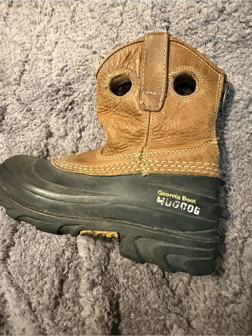 Georgia Boot Kids Tan Brown Waterproof Pull-On Boots with Black Soles. Size 11
